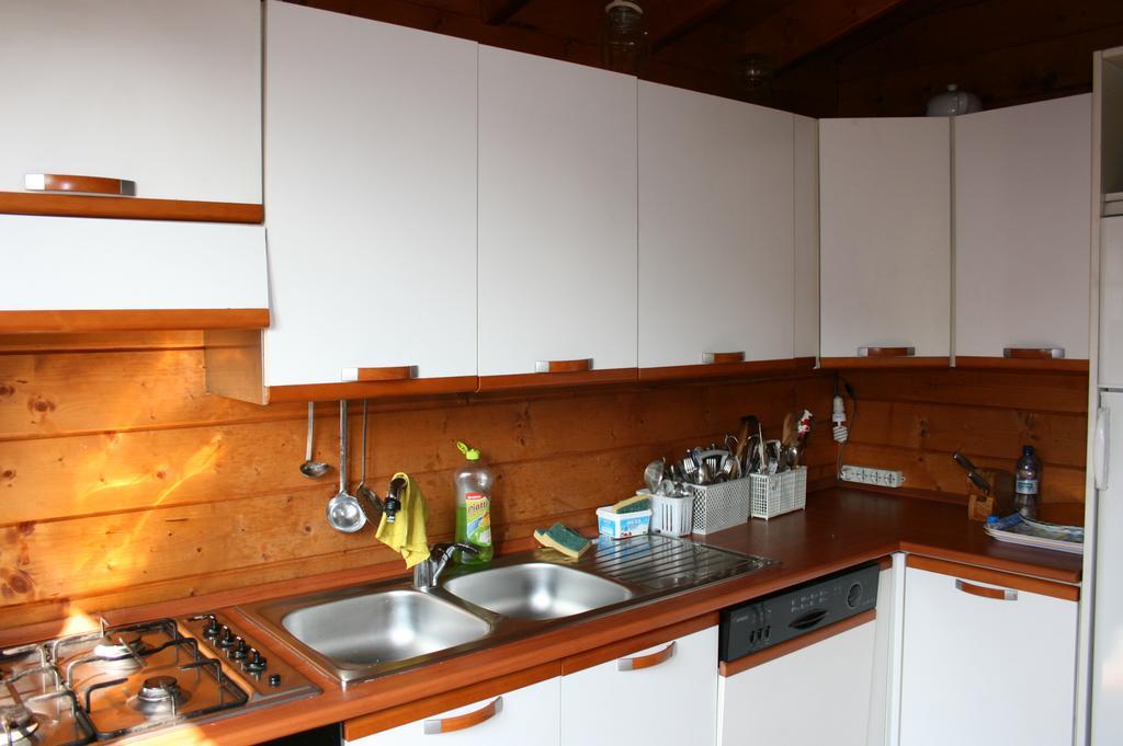 Casa Dell' Abbondanza B&B Agriturismo Vigoleno Стая снимка