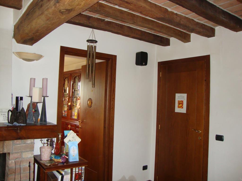 Casa Dell' Abbondanza B&B Agriturismo Vigoleno Екстериор снимка
